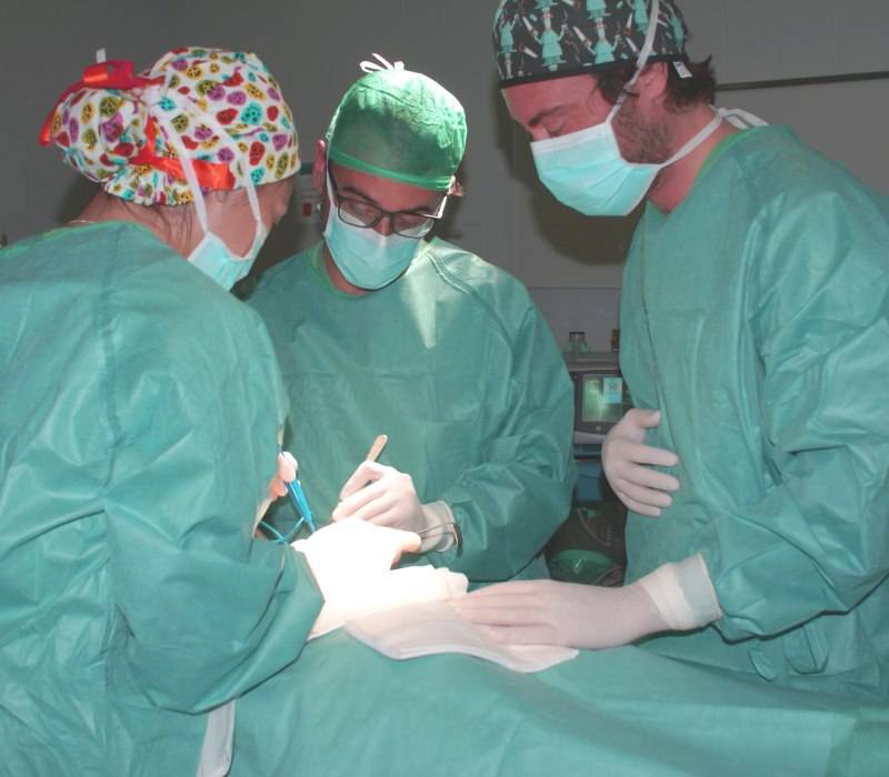 Excenteración pélvica y reconstrucción, en la misma operación